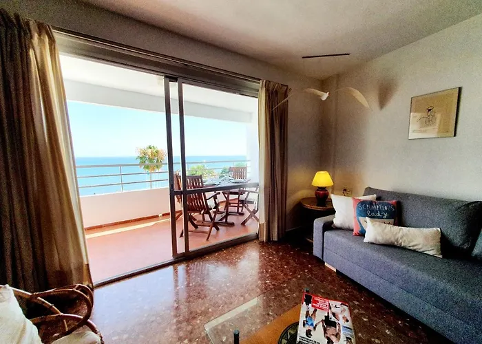 Marbellamar Seaviews Apartment