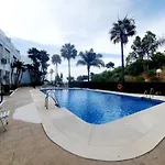 Marbellamar Seaviews Apartamento *